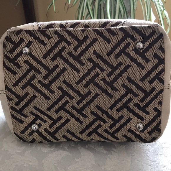 Tignanello Handbag, satchel Style - Picture 7 of 8